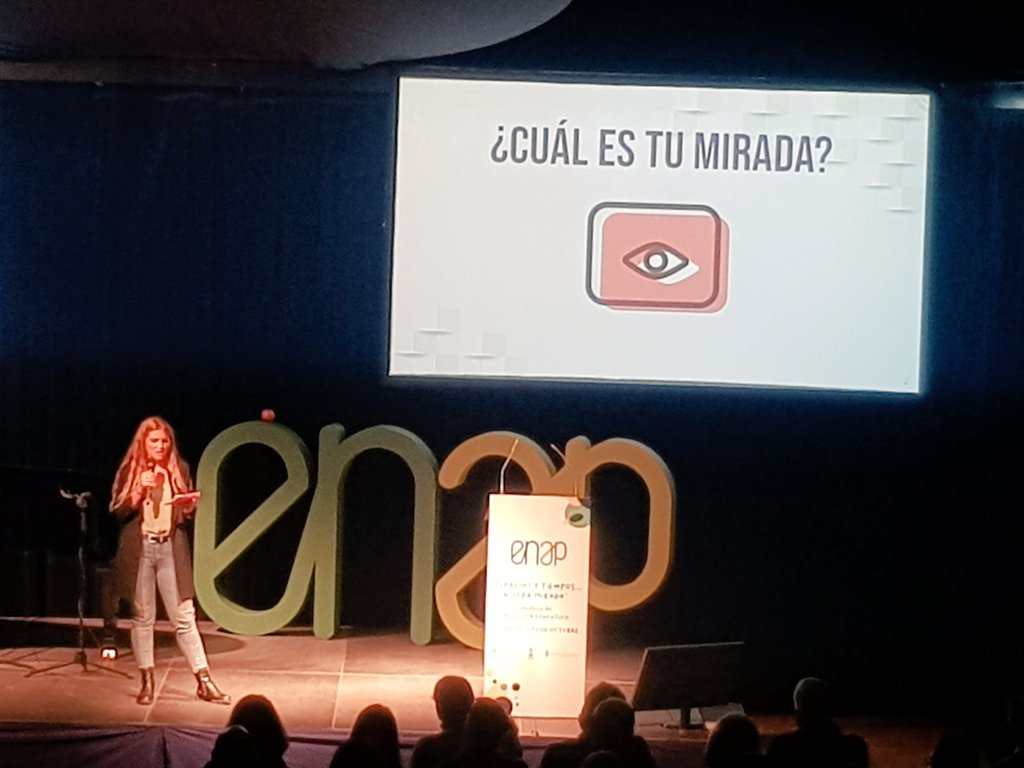 ¿Cómo esta siendo mi #mirada con el alumnado? Aprender a mirar es nuestra responsabilidad. Reflexionemos cómo miramos. Cómo influye la mirada que pongamos en el alumnado para aprovechar al máximo su potencialidad equipo de Orientación de <a href="/EscuelaIdeo/">Escuela IDEO</a> #ENAP21