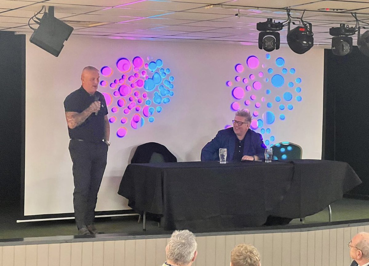 scorpsjfc's tweet photo. A massive thanks to @DWindass10 @ThebfgGazza for providing excellent entertainment last night at Scawthorpe Scorpions JFC’s 50th anniversary night 🦂⚽️👏🏼 https://t.co/d40debuHh9