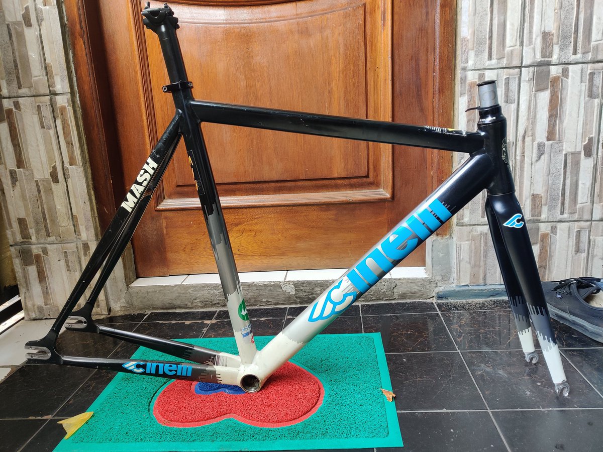 R_DesParto's tweet photo. Cinelli Mash 2011 Size M (53)
Harga 8jt (nego)
#fnfjb https://t.co/kDxUl3U3ws