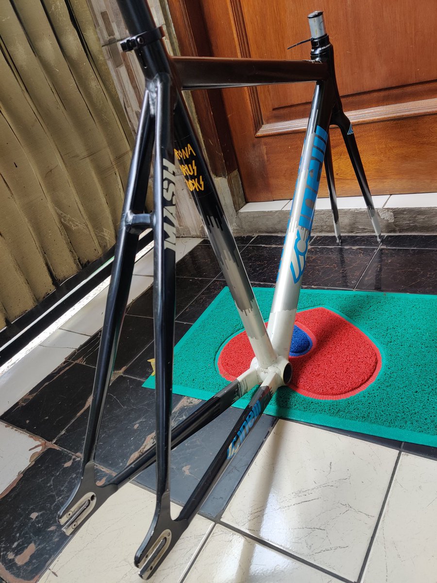 R_DesParto's tweet photo. Cinelli Mash 2011 Size M (53)
Harga 8jt (nego)
#fnfjb https://t.co/kDxUl3U3ws