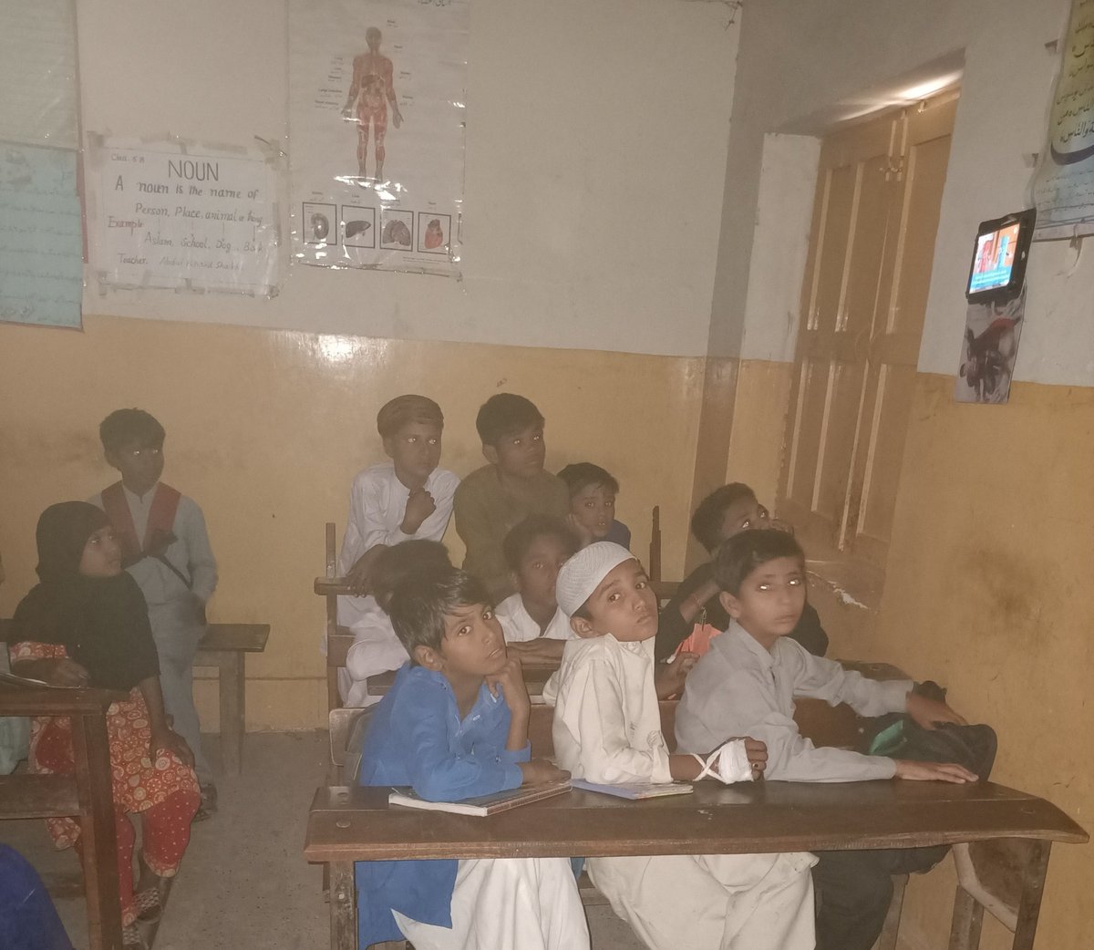 sobiana33628301's tweet photo. GBPS Chamber Naka
Grade: 4th
Subject:Math Topic: Addition and Substraction students learn with the help of Tablets . #SeldApp
#Championsofchange
@FouziaDr @MinisterEduGoS @sardarshah1 @AkbarLaghari5
@AvinashAdvani76
@SABAQPakistan
@MalalaFund
@SELD_Sindh https://t.co/xdSCQ0WBO5