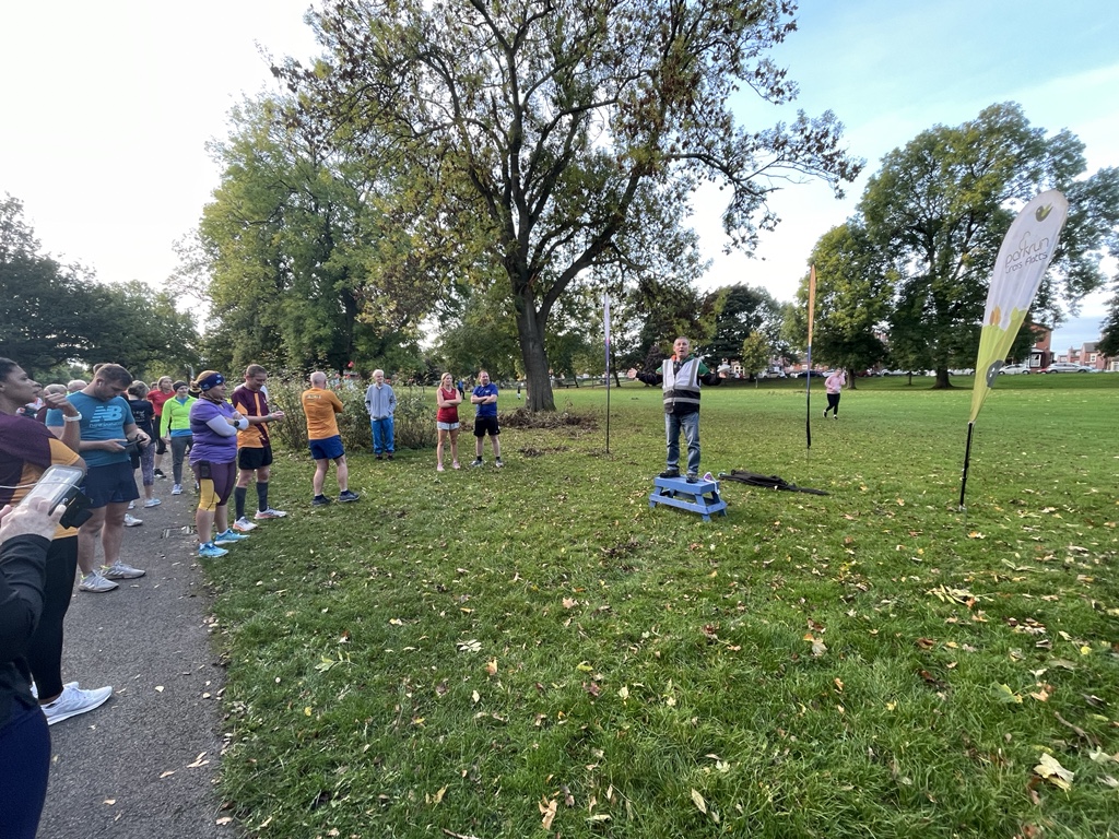 n0rm's tweet photo. 🌳 Fun at #CrossFlatts @parkrunUK  367 with @totkat this morning 😃#loveParkrun https://t.co/sHWcRAboME