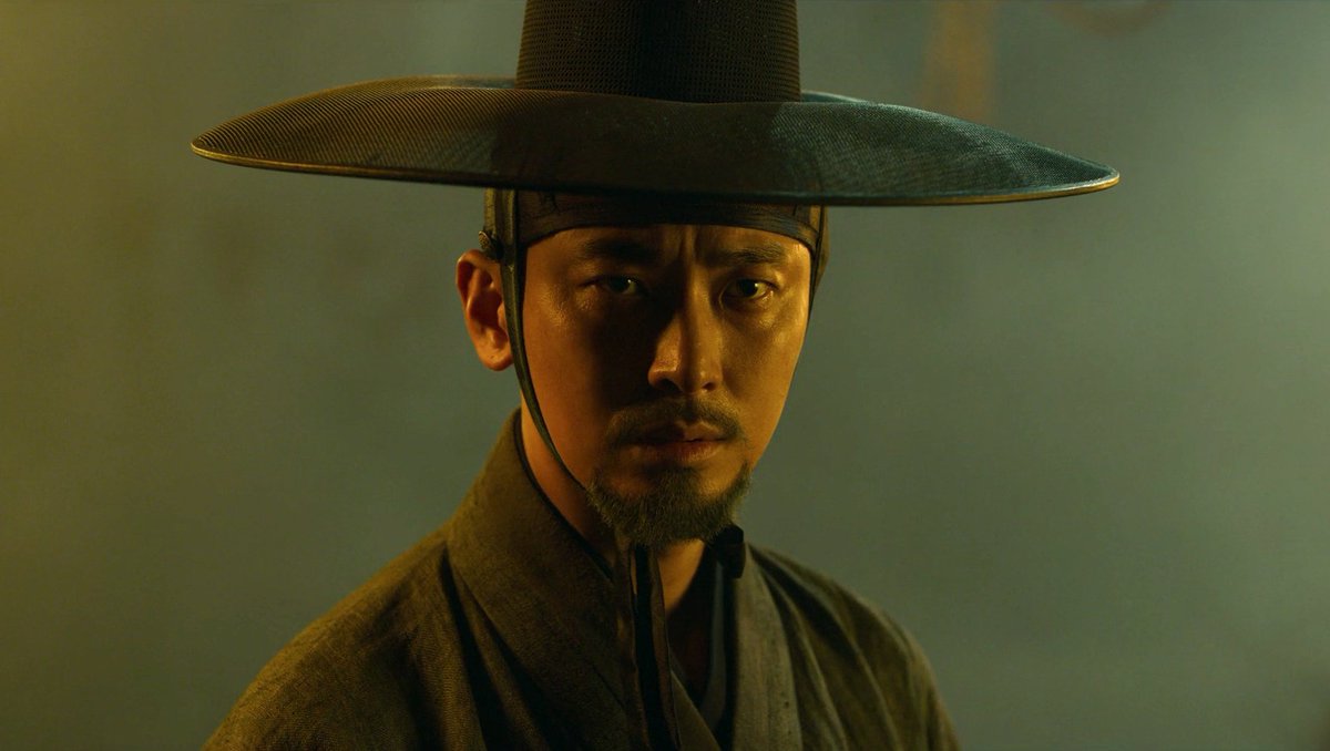 bookofjjune's tweet photo. when they first met.

#JirisanEp1 #Jirisan #Kingdom https://t.co/iZanDCgATk