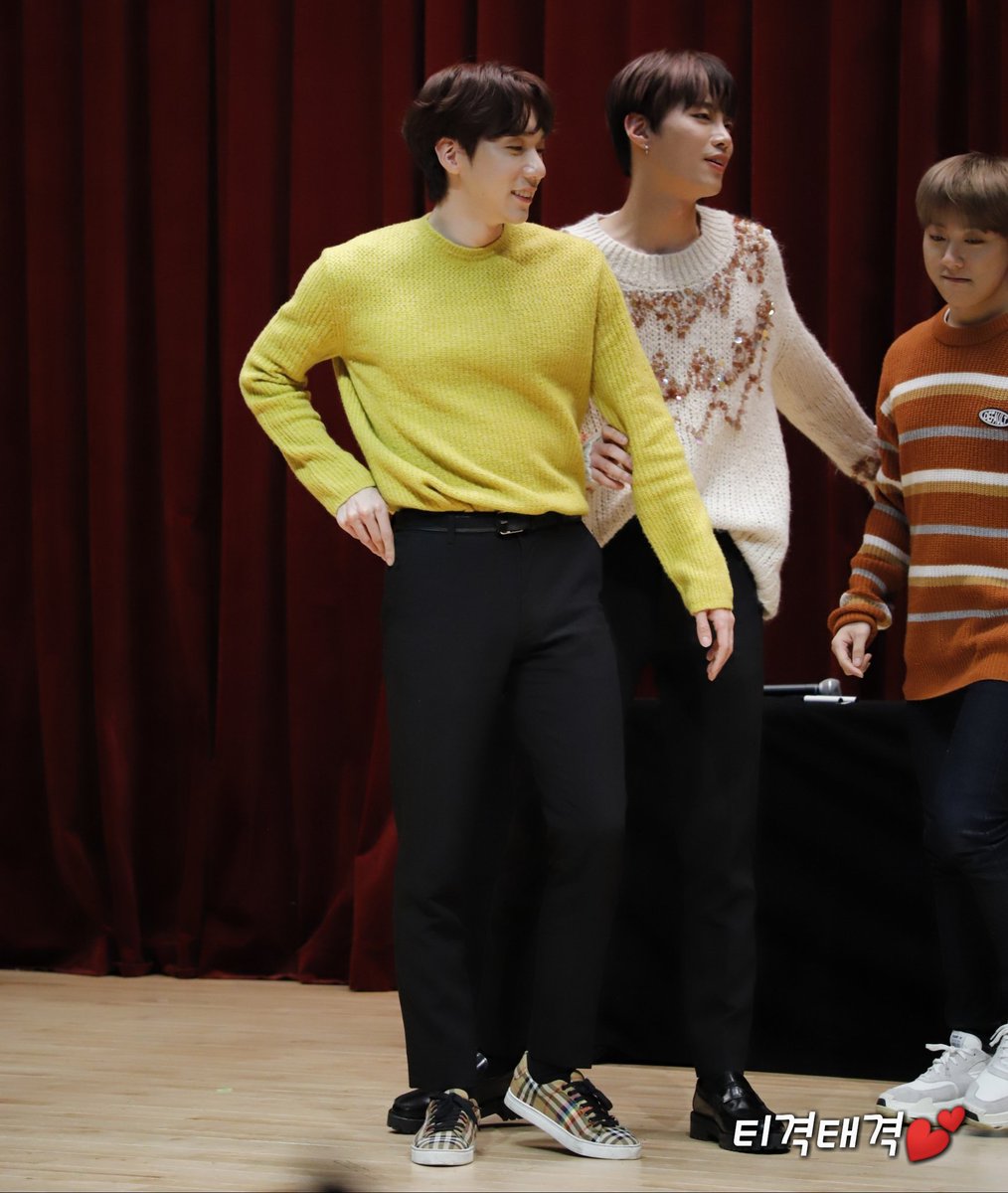 fortimoteo's tweet photo. Timong Temong 181229 ☆ #티모테오 #TIMOTEO #핫샷 #HOTSHOT https://t.co/rYXZIoMLVe
