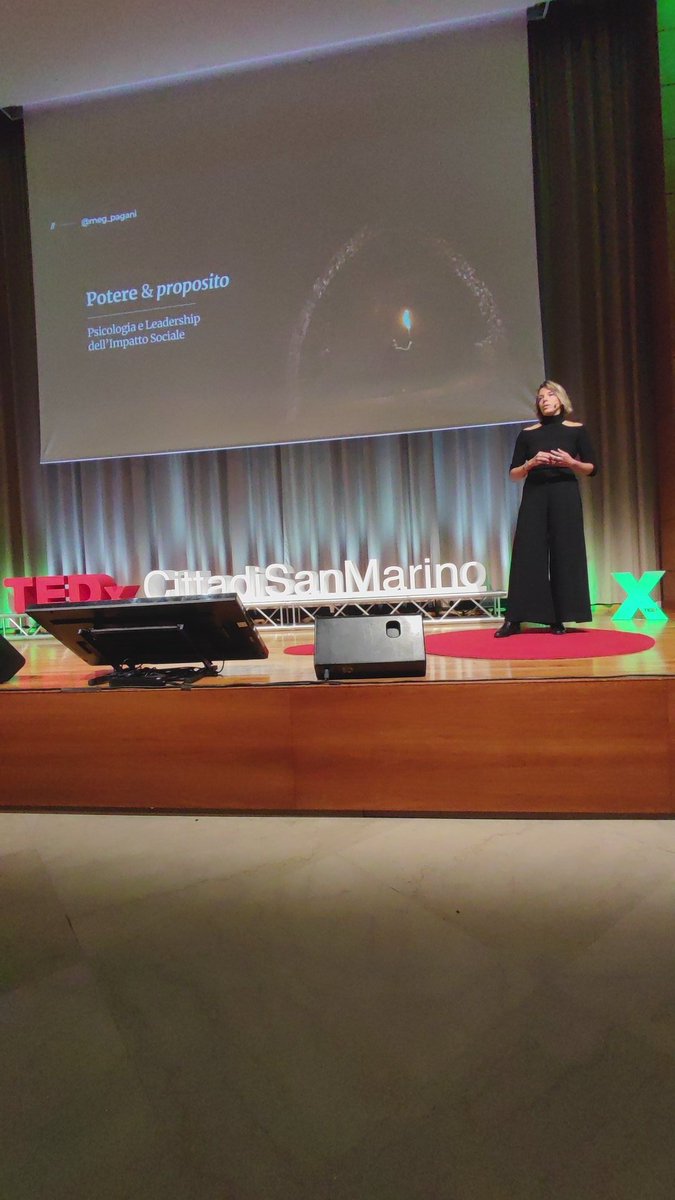 La generazione Gandalf è pronta a cambiare tutto e dire "tu non puoi passare!"... Il #QUIEORA di <a href="/meg_pag/">Meg Pagani</a> sul palco di #TEDxCdSanMarino.