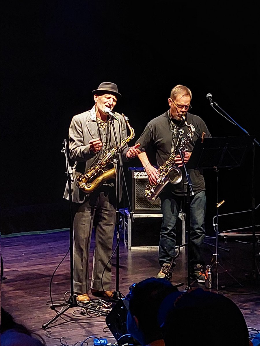 Wat een topoptreden van Mulder &amp; Sons, met een gastoptreden van Rob!