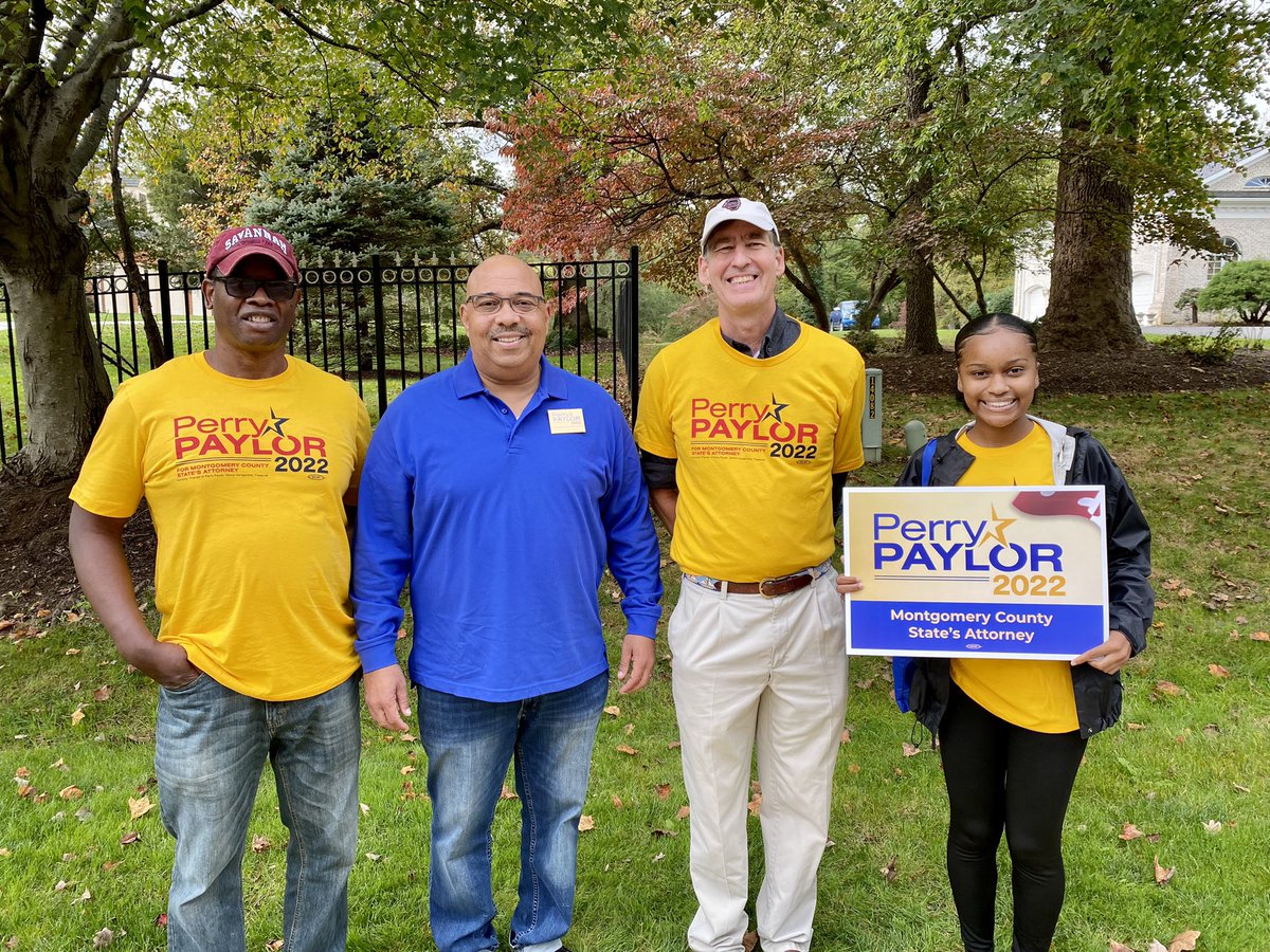PerryPaylor's tweet photo. Meet #TeamPaylor today at #PotomacDay. https://t.co/Y7zchuaqsB