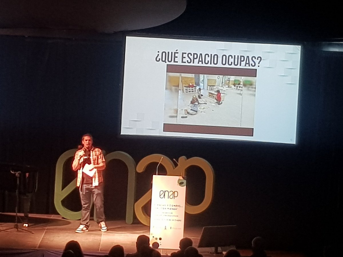 El equipo de Orientación de <a href="/EscuelaIdeo/">Escuela IDEO</a> comparte una reflexión basada en su experiencia sobre cómo influye la utilización los distintos #espacios de la #escuela en la #inclusión de todo el alumnado, teniendo en cuenta las diferentes características de cada persona #ENAP21