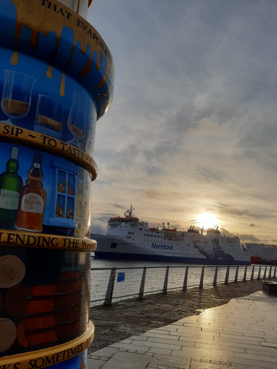 During de-installation week we captured this pic of <a href="/NLFerries/">NorthLink Ferries</a> ⛴passing 'Liquid Gold', sponsored by <a href="/McgintysGroup/">The McGintys Group</a> &amp; designed by Judith Berrill.

The perfect opportunity to thank <a href="/NLFerries/">NorthLink Ferries</a> for transporting the 'Little Lights' back to Aberdeen from the islands ❤️#lightthenorth
