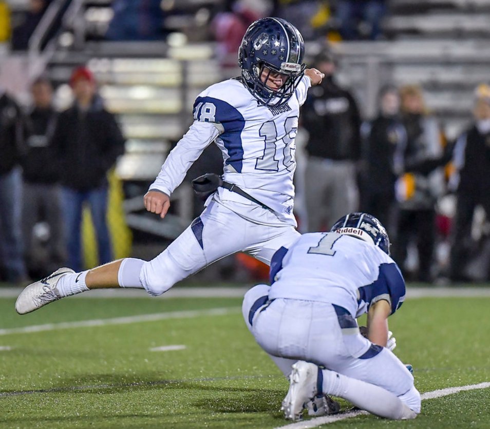 📅This Date In #OHSAA History: October 23, 2020 - Hudson's Jake Vidmar kicked his state record 112th-consecutive extra point in a 35-28 overtime win vs. Painesville Riverside. Vidmar would go on to make 122 extra points in a row to end his career. (Photo credit <a href="/RollHudFootball/">Hudson Football</a>)