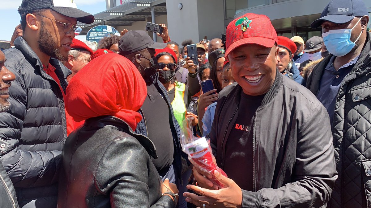EFFSouthAfrica's tweet photo. [In Pictures]: CIC @Julius_S_Malema doing a walkabout and pamphleteering at Liberty Promenade Mall in Mitchelsplain today. #LandAndJobsManje #VoteEFF https://t.co/aLlUqVrG7s