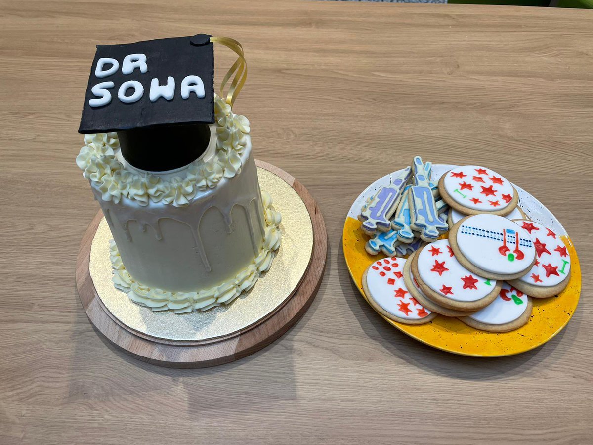 Yesterday I have passed my PhD viva with minor corrections 🥰! Many thanks to my amazing supervisor Dr Alice Pollitt and <a href="/RdgPlateletLabs/">Reading Platelet Labs</a> <a href="/TAPAS_ITN/">TAPAS ITN</a> <a href="/cimususc/">CiMUS</a>!