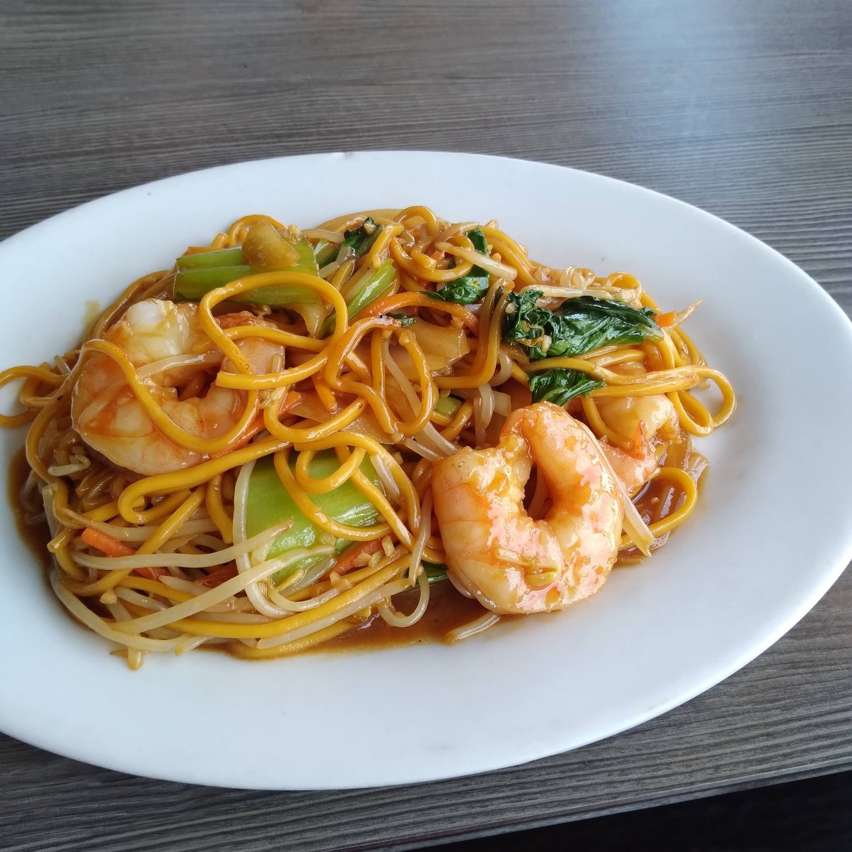 JamesTremain's tweet photo. Food scene. https://t.co/5pxGIfzVZN