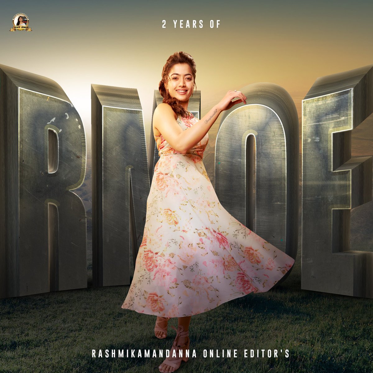 RmoeOfficial's tweet photo. A Huge Thanks to All The EDITORS FANS And Supporters those who were in our Successful Journey of 2 Years ❤️

We Are Extremely Happy To Reveal our 2 Yrs Special CDP @RmoeOfficial ❤️

The Biggest Editing,
Crew Of @iamRashmika ❤️

Design : @Irfan_Salu
#2YrsOfRashmikaMandannaEditors https://t.co/00DQanWZwl