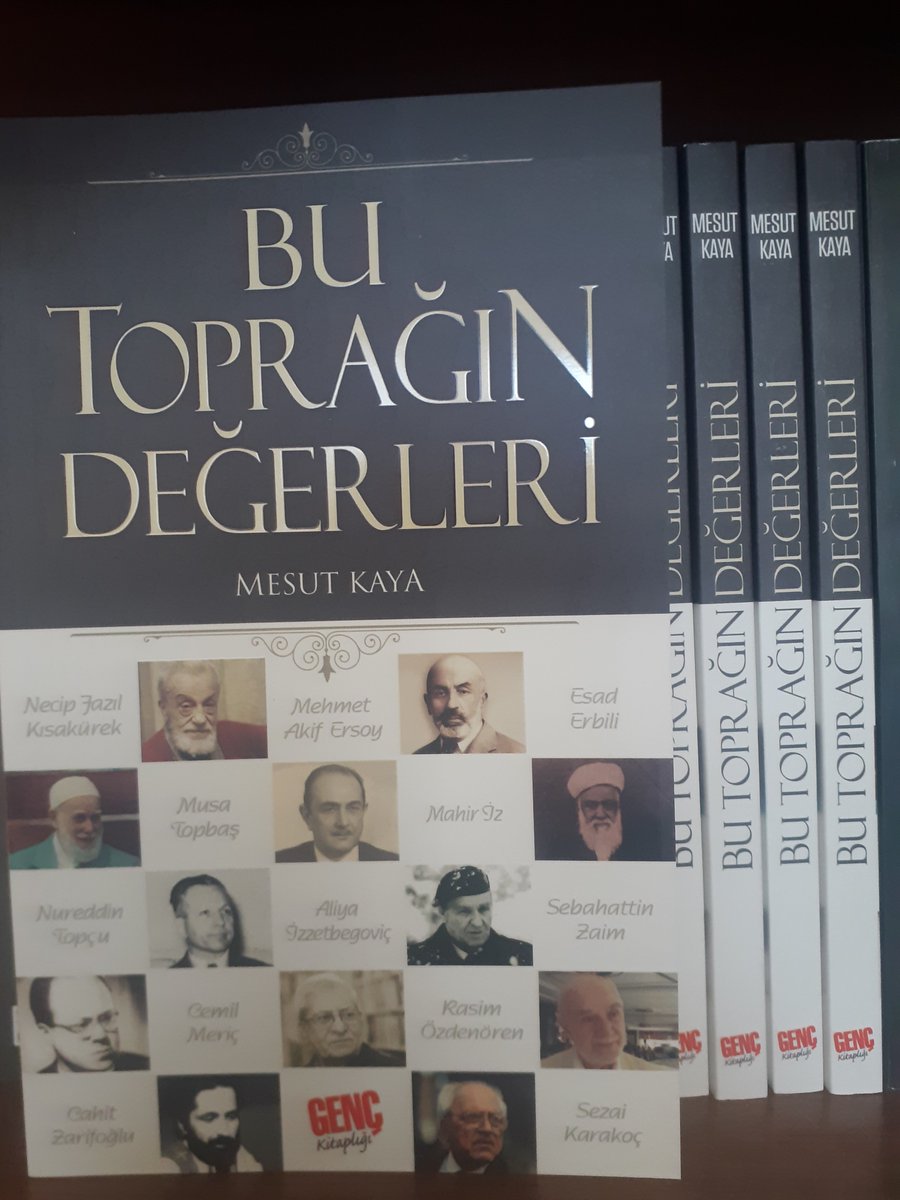 ezZencani's tweet photo. Gençlik yıllarının heyecanıyla yazdığımız denemelerden oluşan, lise ve üniversite öğrencileri için ufuk açıcı olacağını düşündüğüm ilk kitabım. Rt yapıp beğenenlerden bir kişiye hediye edeceğim. https://t.co/0dtemV4jMI
