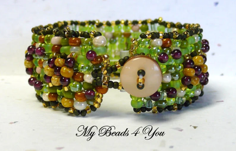 MyBeads4You_'s tweet photo. #shopsmall #craftbizparty #Tmtinsta #fashion #handmadehour #gitforher #etsymntt #greenbracelet #etsyhandmade #etsygifts @SympathyRTs #fallfashion #beaded #bracelet #giftforher #autumn #tuesdaynight #onlineshopping #freeshippinghttps://www.etsy.com/mybeads4you/listing/83588373 https://t.co/LCZ9fYrHHQ
