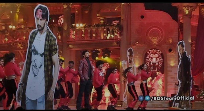 Kiccha boss (@sridhar25614842) on Twitter photo Yess boss coming in zee kutumba awards 2021 most probably telecast il be nxt week waiting <a href="/KicchaSudeep/">Kichcha Sudeepa</a> boss
#Kotigobba3Roars #KicchaBoss #VikrantRona Yess boss coming in zee kutumba awards 2021 most probably telecast il be nxt week waiting <a href="/KicchaSudeep/">Kichcha Sudeepa</a> boss
#Kotigobba3Roars #KicchaBoss #VikrantRona
