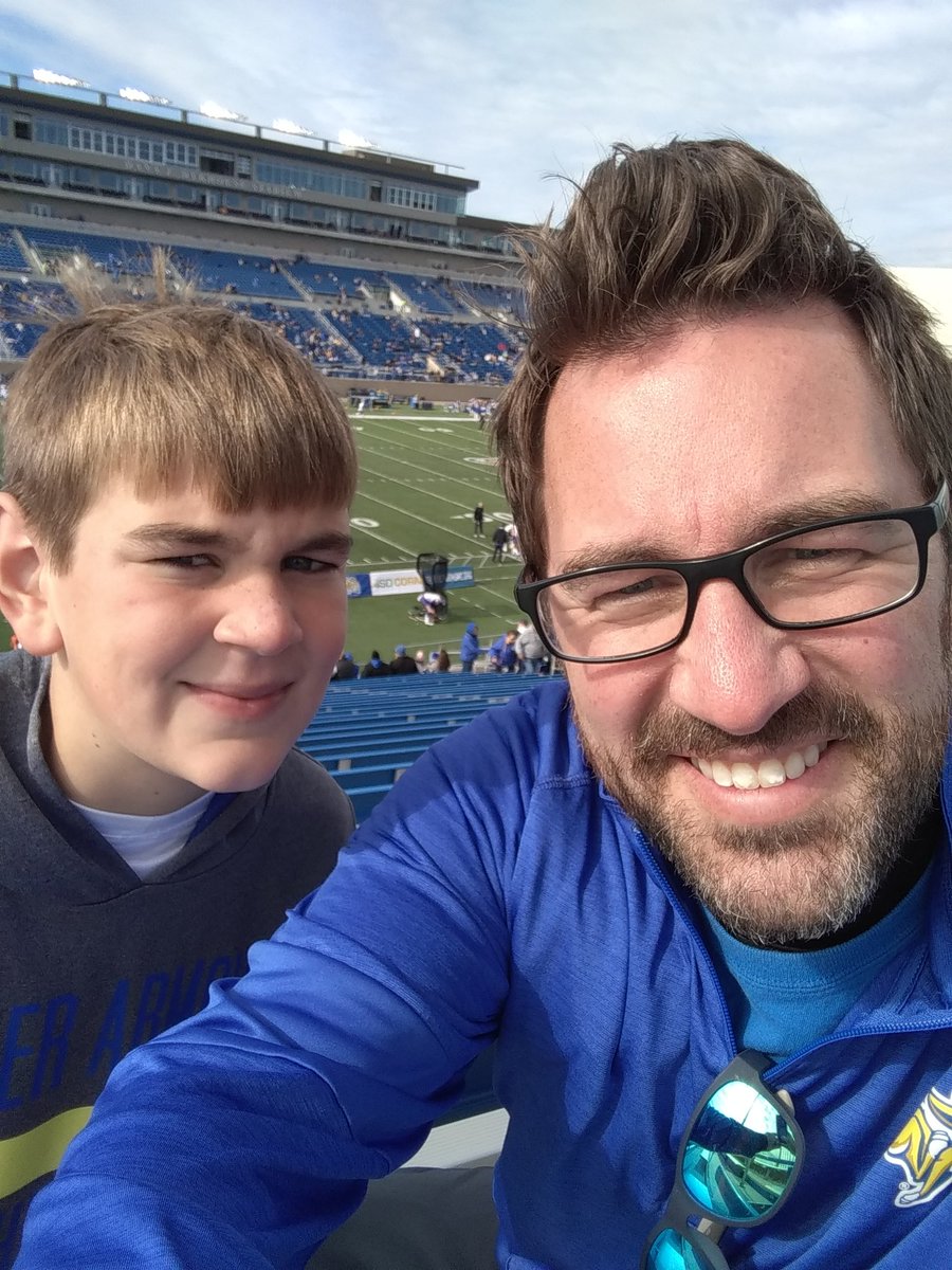 MikeMogard's tweet photo. Let's get a win today! #GoJacks #WithJack https://t.co/FNxbKSNP1o
