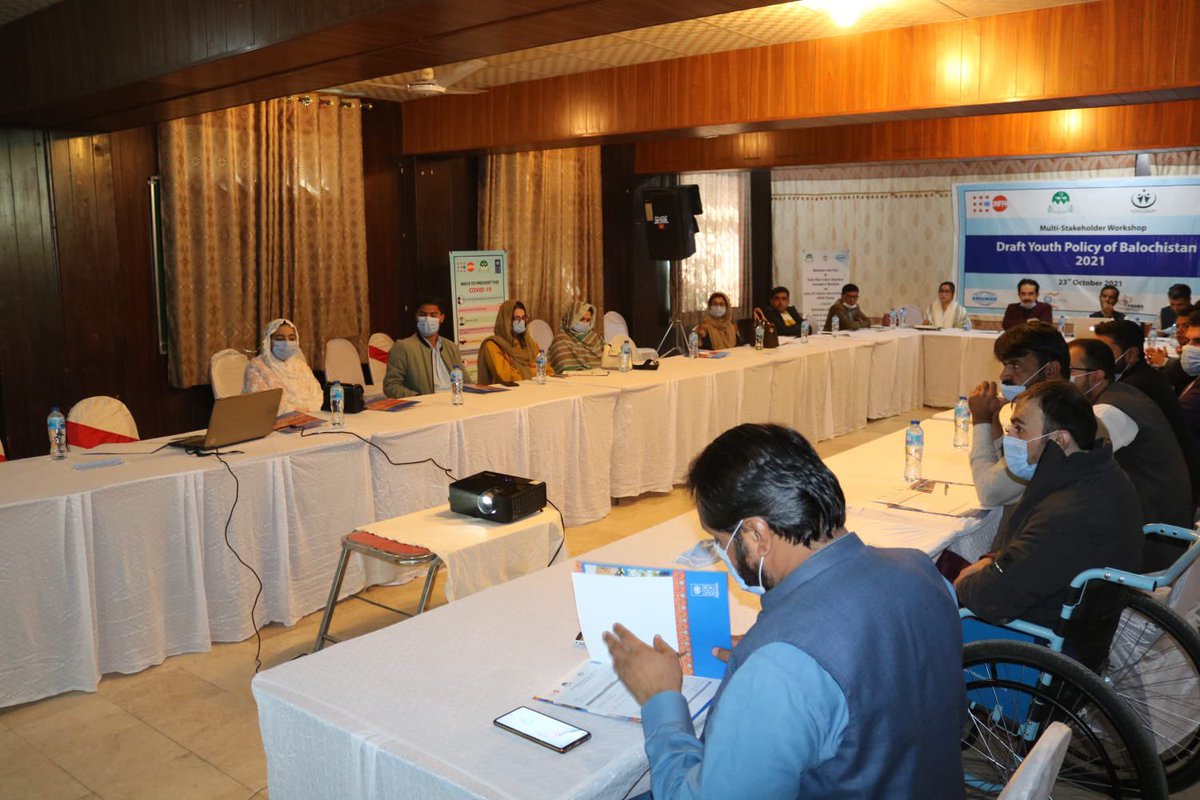 nimra_pirkani's tweet photo. Participated in a workshop on Balochistan Youth Policy,which is a framework for youth development n is much needed for the youth of Balochistan too. @UNDP_Pakistan @UNFPA #YOURSorg https://t.co/mejsDOkDtP