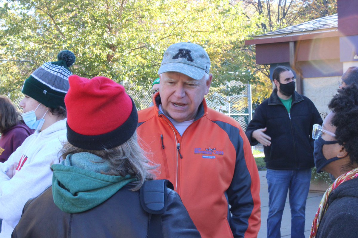 Tim_Walz's tweet photo. Great morning getting out the vote for my Mayor, @melvincarter3, and some fantastic school board candidates in St. Paul. https://t.co/dUFjPqdRtM