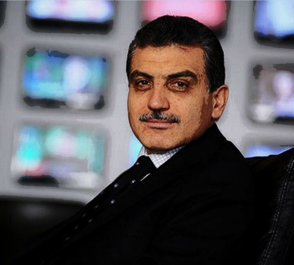 Dizi senaryosu bahane edilerek tutuklanan Hidayet Karaca, 2506 (yaklaşık 7 yıl) gündür tutsak!

📌 BunuDa Gördük