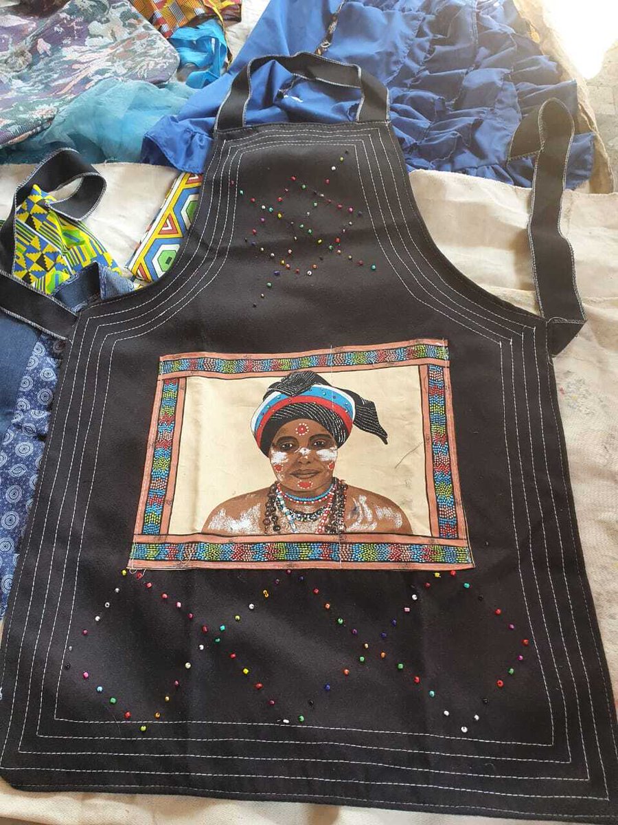 SkinOnlineBlog's tweet photo. This week we are excited to share their magnificent patchwork quilt styled picnic blankets (R400) & these beautifully designed aprons at R120 send your orders to: enquiry@skinrenewal.co.za
#SkinRenewalSA #KliptownGogos #charity #gogos #Jhb #Gauten #Fundraiser #handmade https://t.co/xc2tYfbuIq