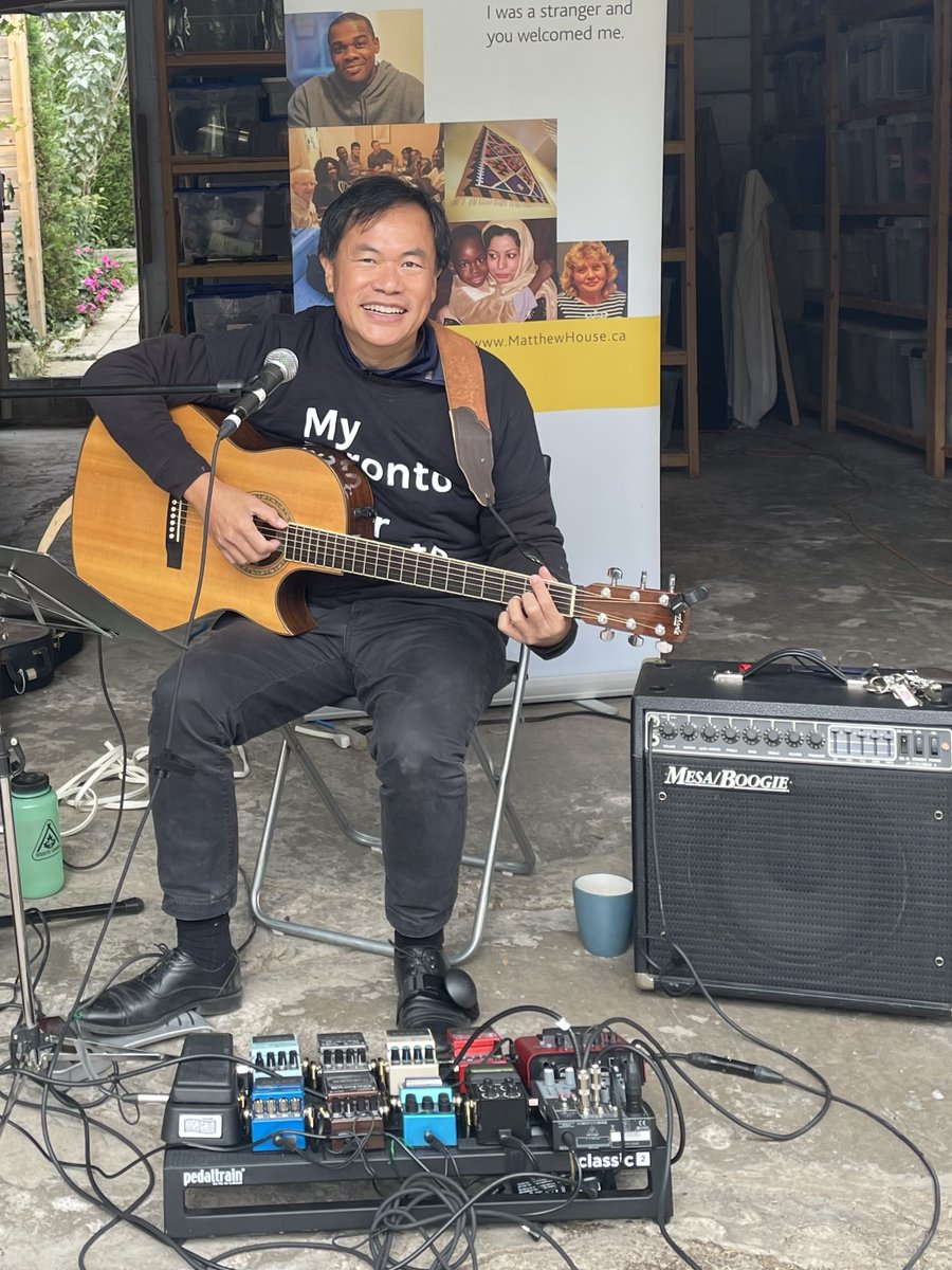 drben_music (@drben_music) on Twitter photo Thrilled to perform for <a href="/mhouseto/">Matthew House</a> haven for refugees @ #TrinityBellwoods park today during annual fundraising run. Set list: Run to Me, Band on the Run, Boots Were Made for Walkin, Runnin' on Empty, Long Run, Walking on Sunshine, Runaway Train. Donate at
raceroster.com/events/2021/48… Thrilled to perform for <a href="/mhouseto/">Matthew House</a> haven for refugees @ #TrinityBellwoods park today during annual fundraising run. Set list: Run to Me, Band on the Run, Boots Were Made for Walkin, Runnin' on Empty, Long Run, Walking on Sunshine, Runaway Train. Donate at
raceroster.com/events/2021/48…