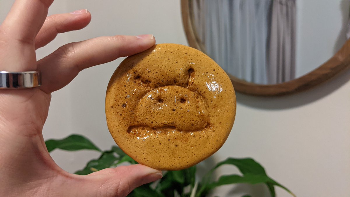 Rebecca Franks tweet media