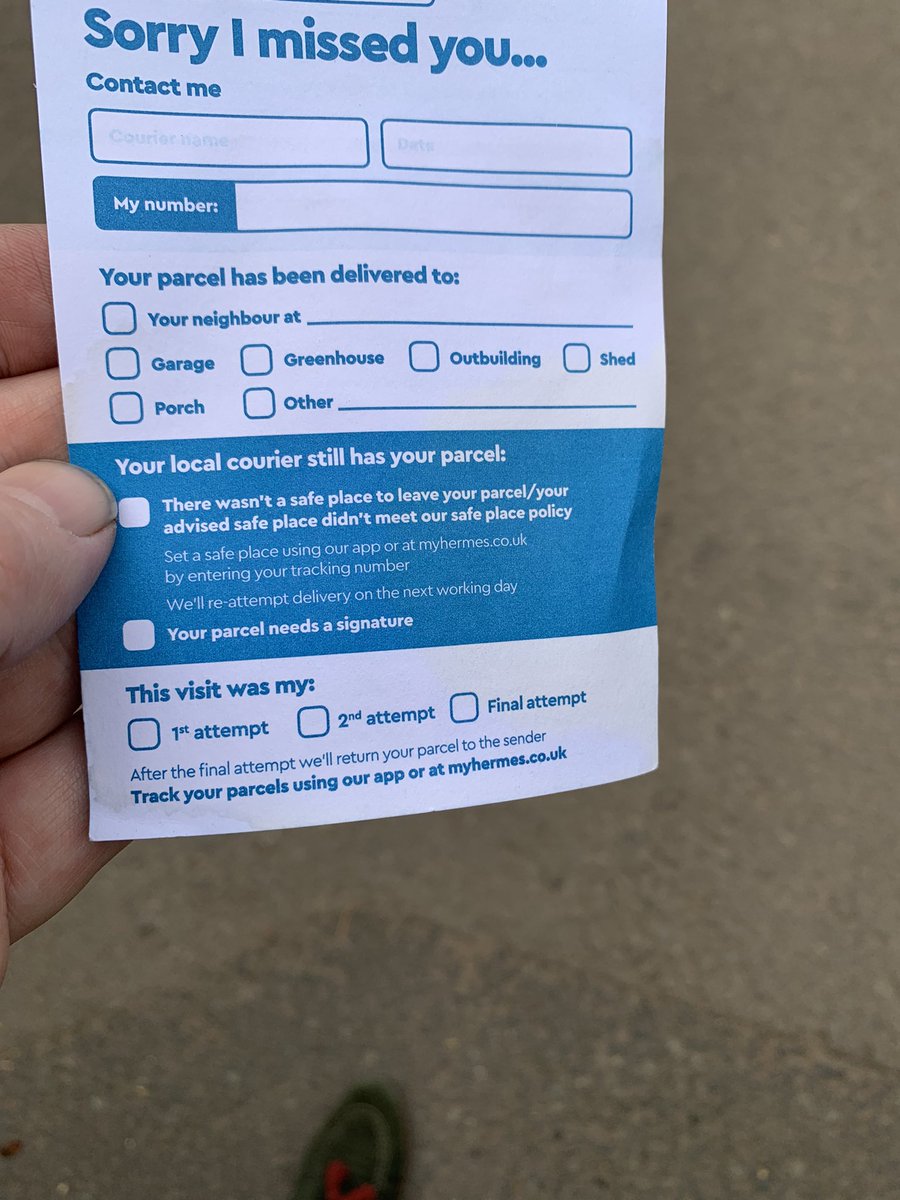 mokbeehive's tweet photo. @Hermesparcels coming home to find this. No name. No details. How are you supposed to know what this is? https://t.co/ILn2a1xRVd