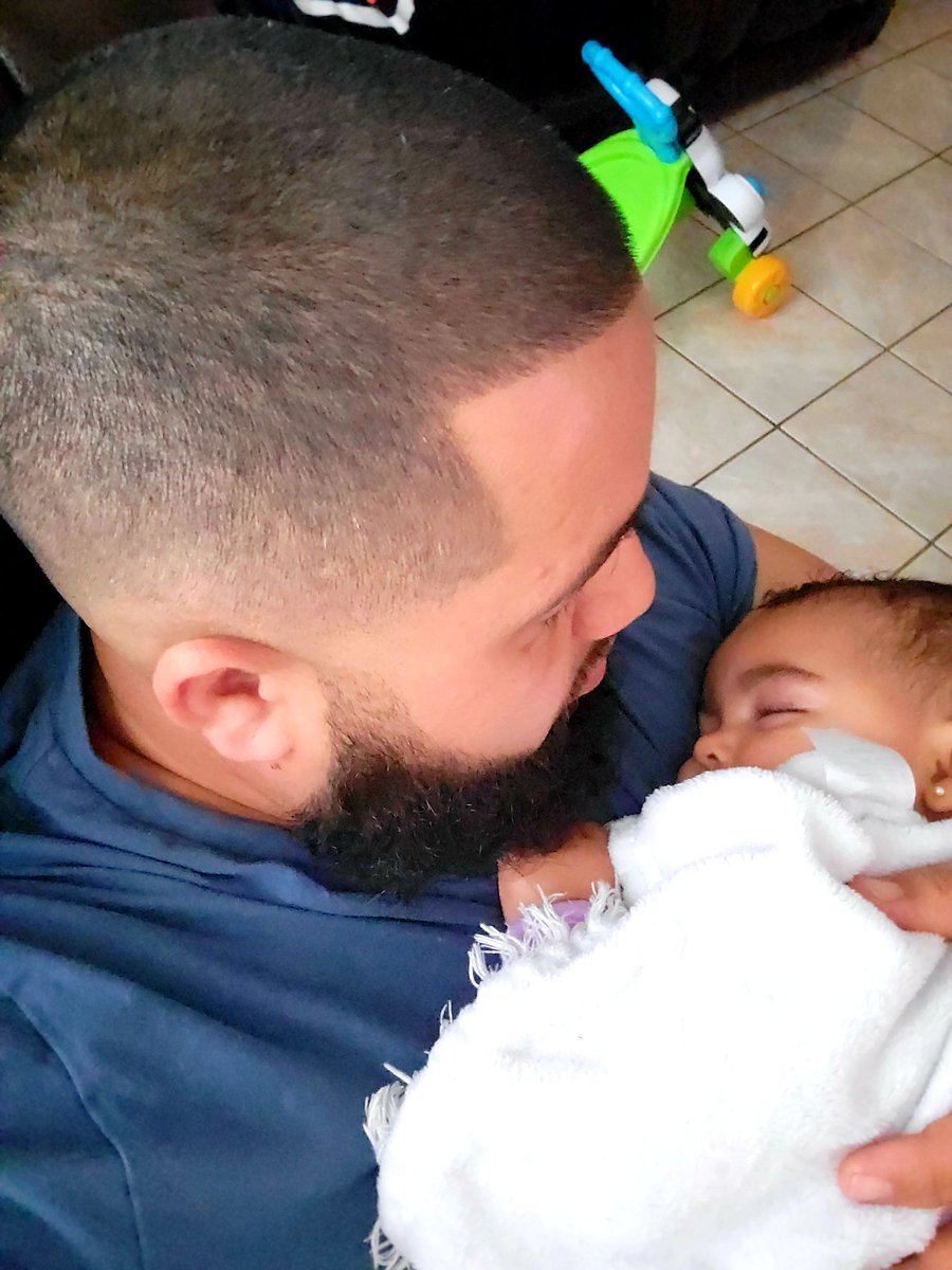 NoahBrasos's tweet photo. Love being her dad
Lord I thank you so very much for this angel. Never knew I could love someone this much #MiChuli https://t.co/LY7tbMGOdA