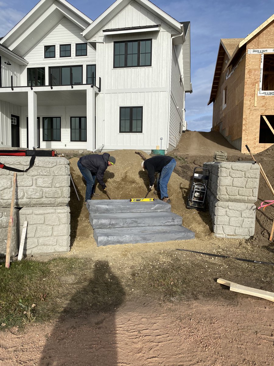 LarkaunHomes's tweet photo. Landscapping, we do that too. Great job by our team to get these stairs built. We have beach access. #wedoitall https://t.co/qIxU6selZd