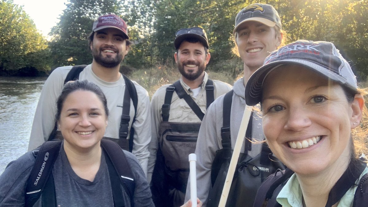 USMPhillipsLab's tweet photo. Out on the lovely Wolf River in #Mississippi conducting #eDNA surveys for Piedbald Madtom. Net surveys didn’t yield any targets, let’s see how eDNA does! Thrilled with the speed of filtering with our new #GroverGo. 5L of turbid water in 15 minutes! https://t.co/JKrb1KyM0W