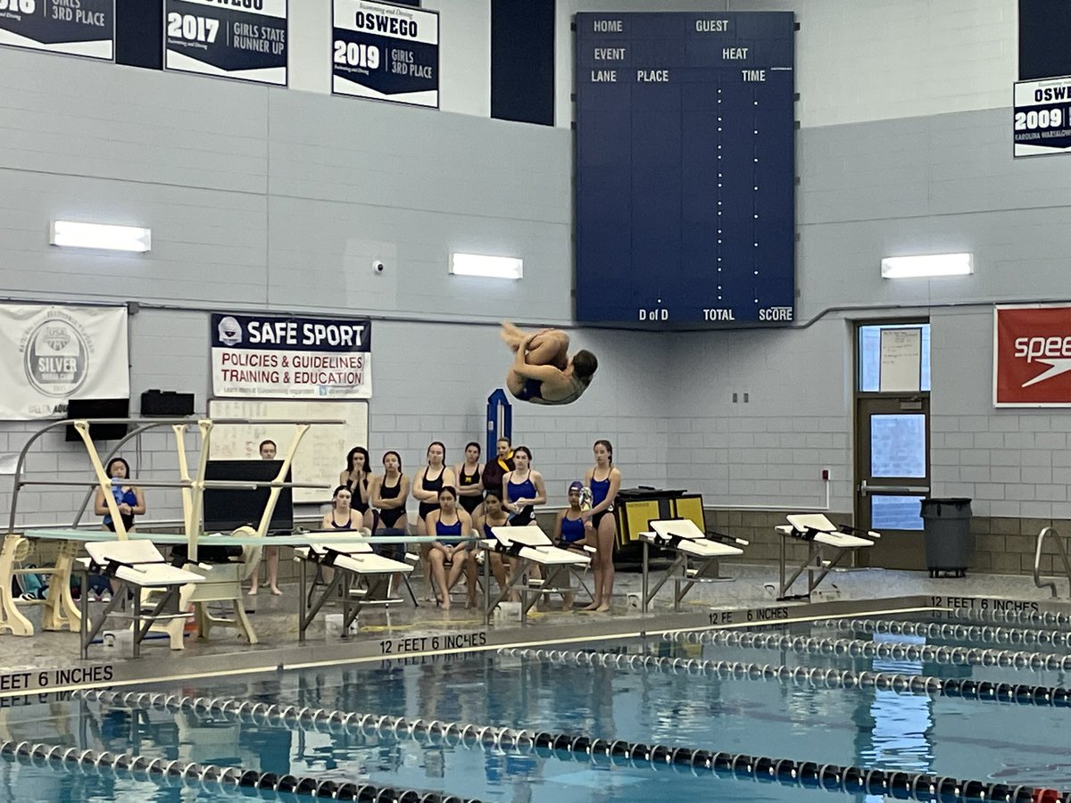 WAHSBlackhawks's tweet photo. Addison and Grace crushing it for @WAHS_swim_dive at the SPC Diving meet! https://t.co/DkEBW6tGkj