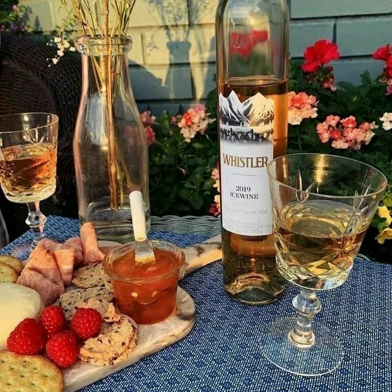 Whistler Icewines, delicious sweet wines from Okanagan Valley, BC, Canada, are now available in Europe. coastaldelightfooddrinks.com
coastaldelight.nl
#icewine #icewineineurope #canadianicewine #coastaldelight #coastaldelighteurope #coastaldelightwine #coastaldelightfooddrinks