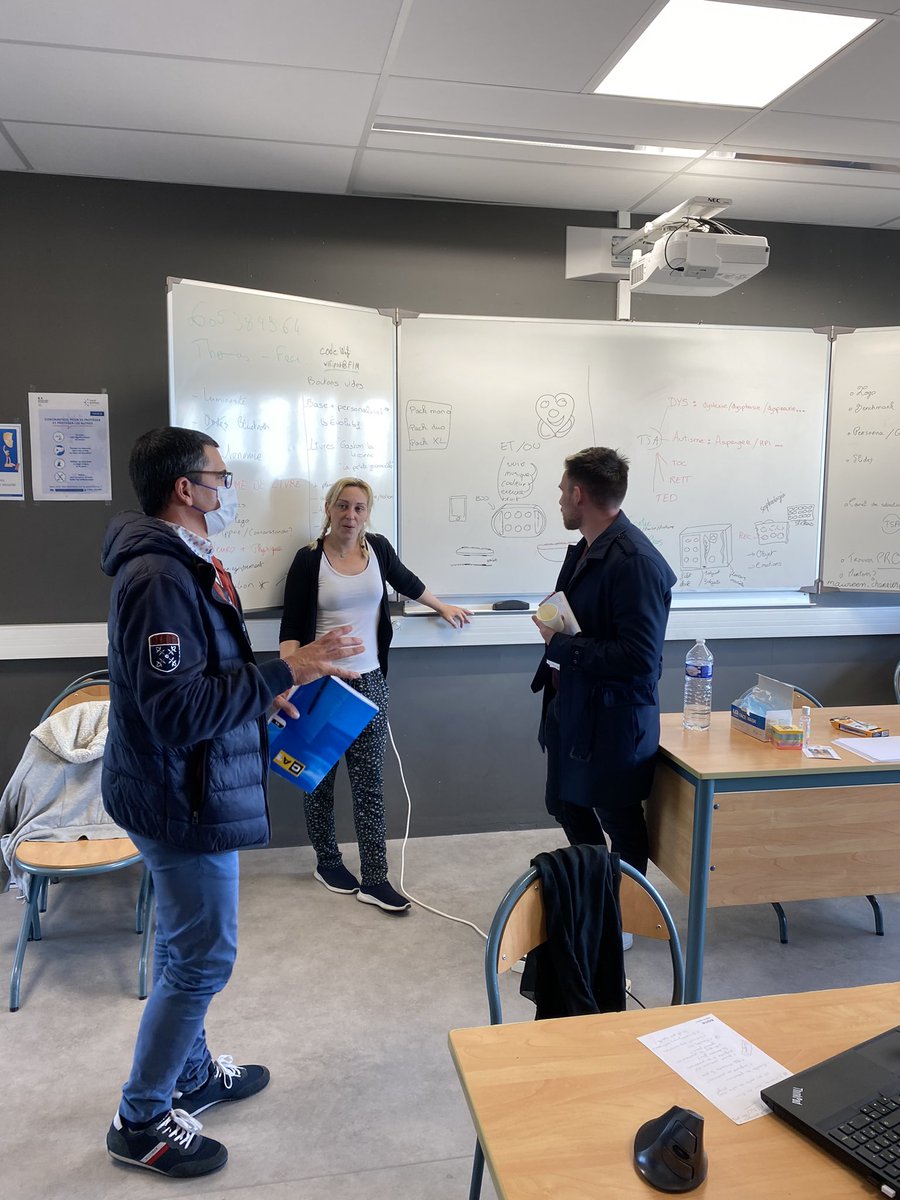 Les projets se précisent avec l’accompagnement des #mentors ! ✍️ 

#swsaintlo