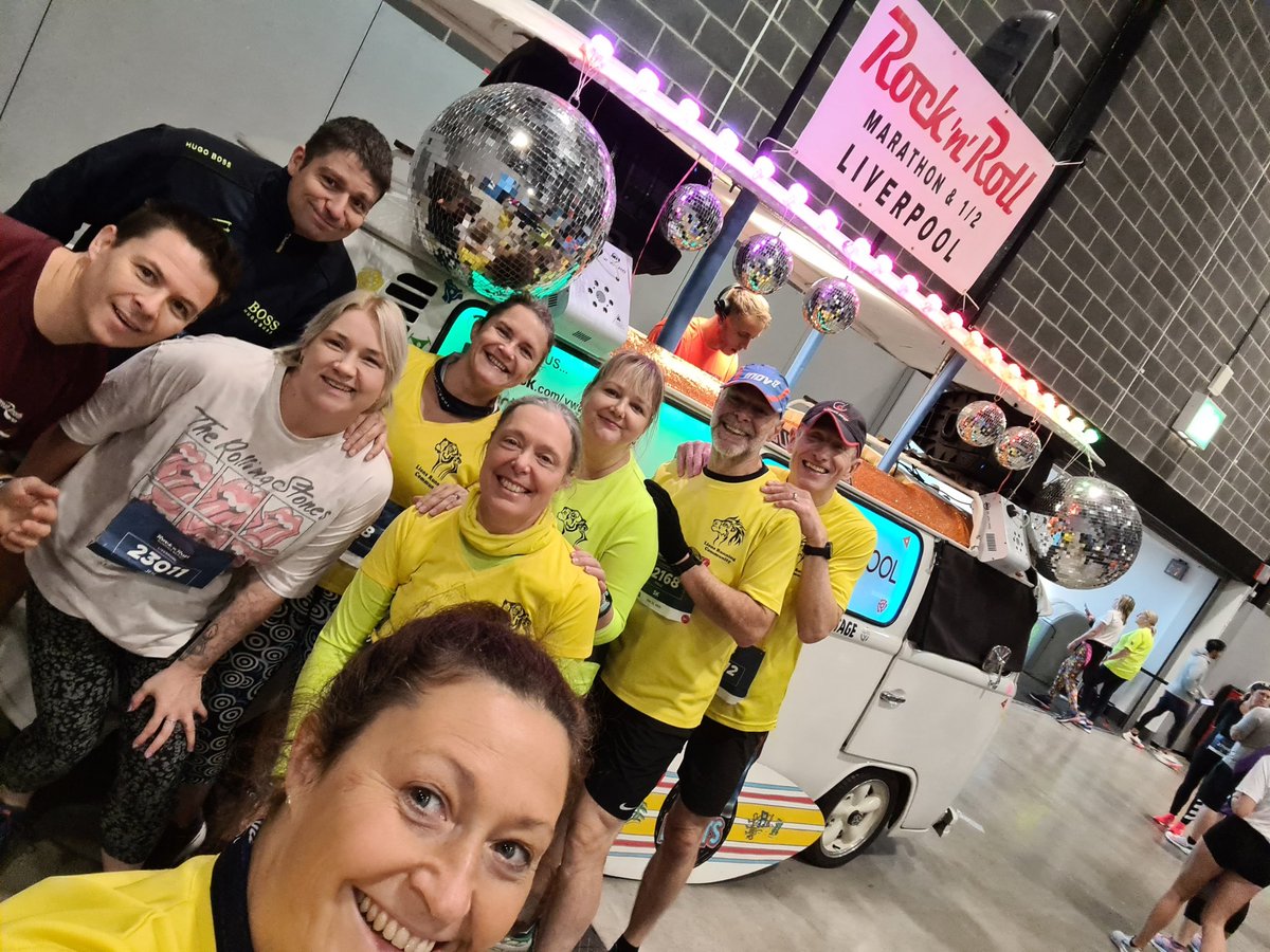 UKrunninggirl's tweet photo. @VWBugBeats this guy was banging out some classic tunes this morning at #RnRLiverpool this morning. I wish I had an event coming up as I would be booking him without question.  Top notch and a great way to get warmed up for a race. https://t.co/vcga9sITVi