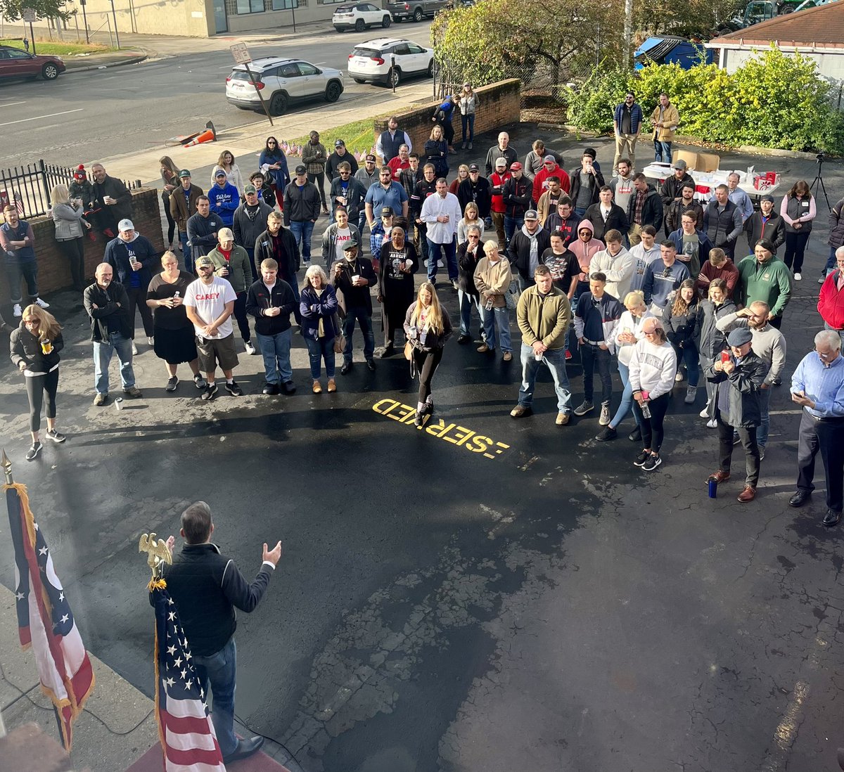 MikeCareyOH15's tweet photo. The #BuckeyeBattalion came out in full force this morning to rally around our campaign & bring home a big win on November 2!
Thank you to everyone for your hard work today & to @Paduch @JonHusted @FrankLaRose @Yost4Ohio for pumping up the crowd!! https://t.co/WqMB4ixbmb