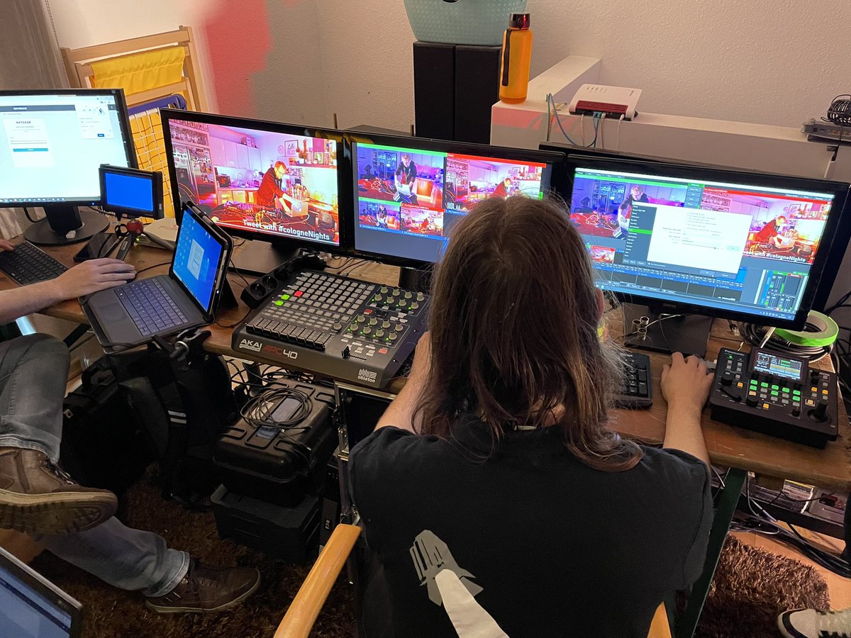 djemloup's tweet photo. Getting ready for kitchen party at @CologneNights ! 

Dj’s tonight :
18:00 - @KenaiDawg 
19:15 - @djemloup 
20:15 - @StripeFox 
21:30 - @BigBlueFox 
22:45 - @cheetah_spotty 

And the master cook is @ShishaSheppy ! 

🧵 : @AlphaDogsStudio 🐺 https://t.co/jIax6dSJGs
