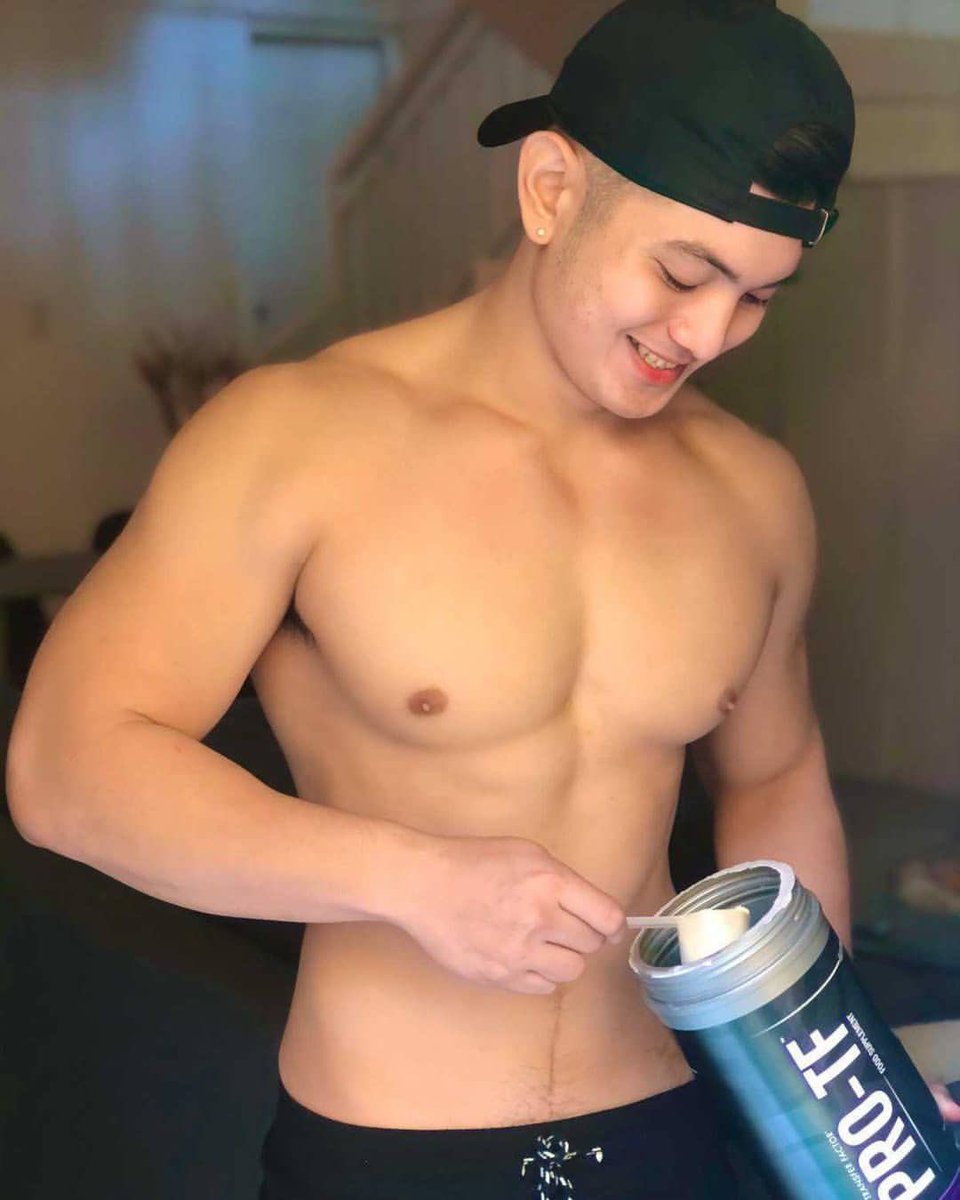 TheJakolDiary's tweet photo. MASARAP BA? ✊🏻💦 https://t.co/jWNoL2Wy2q