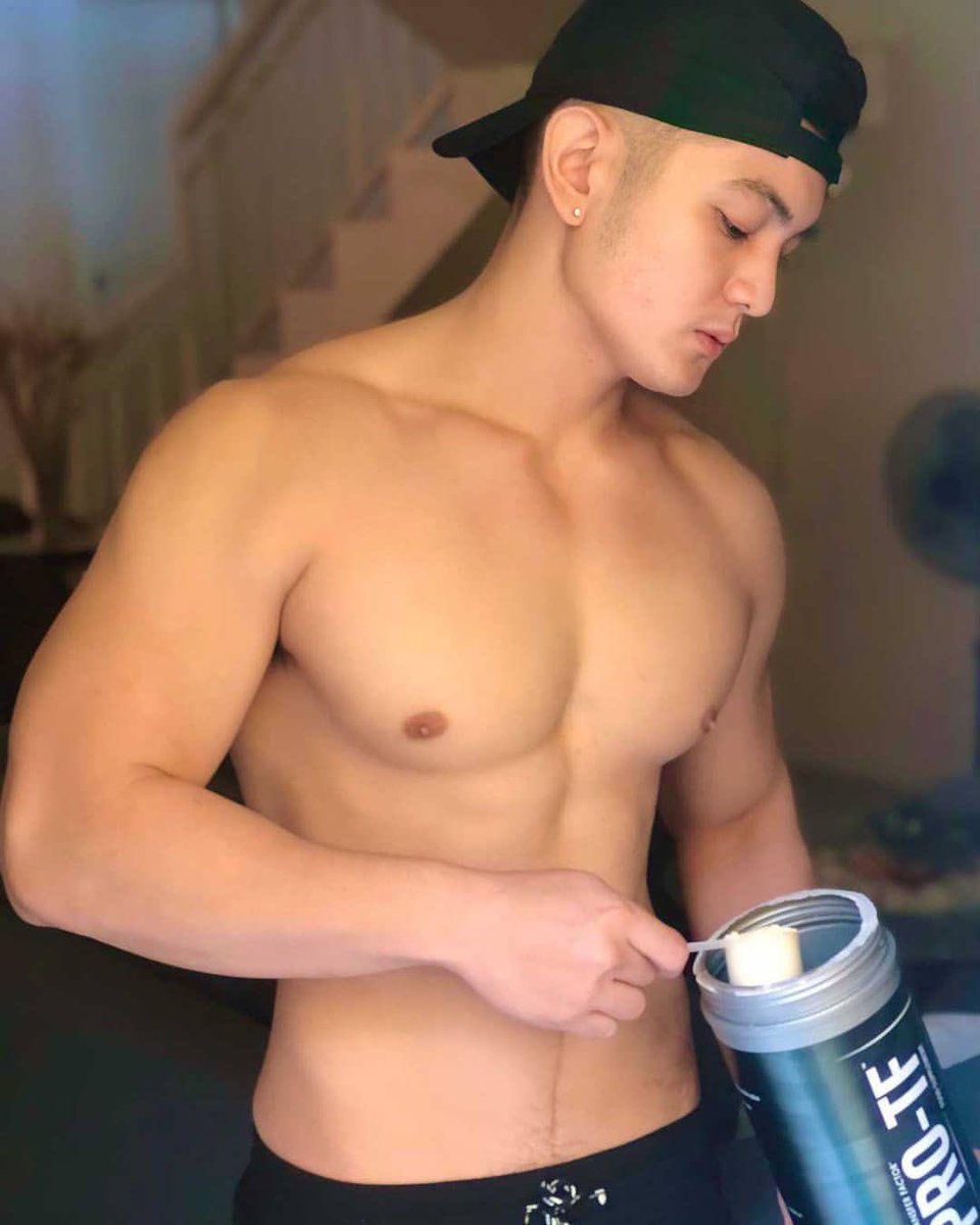 TheJakolDiary's tweet photo. MASARAP BA? ✊🏻💦 https://t.co/jWNoL2Wy2q