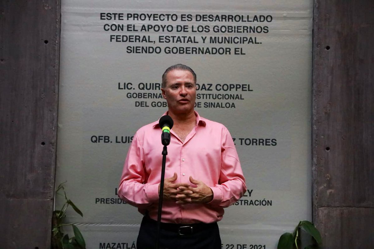 Faltan 8 días para dejar el cargo de gobernador y quiero darles las gracias  por tanto. Hice muchos amigos y me los llevo a todos en el corazón, trabajé  incansablemente todo el, image size:1200x800