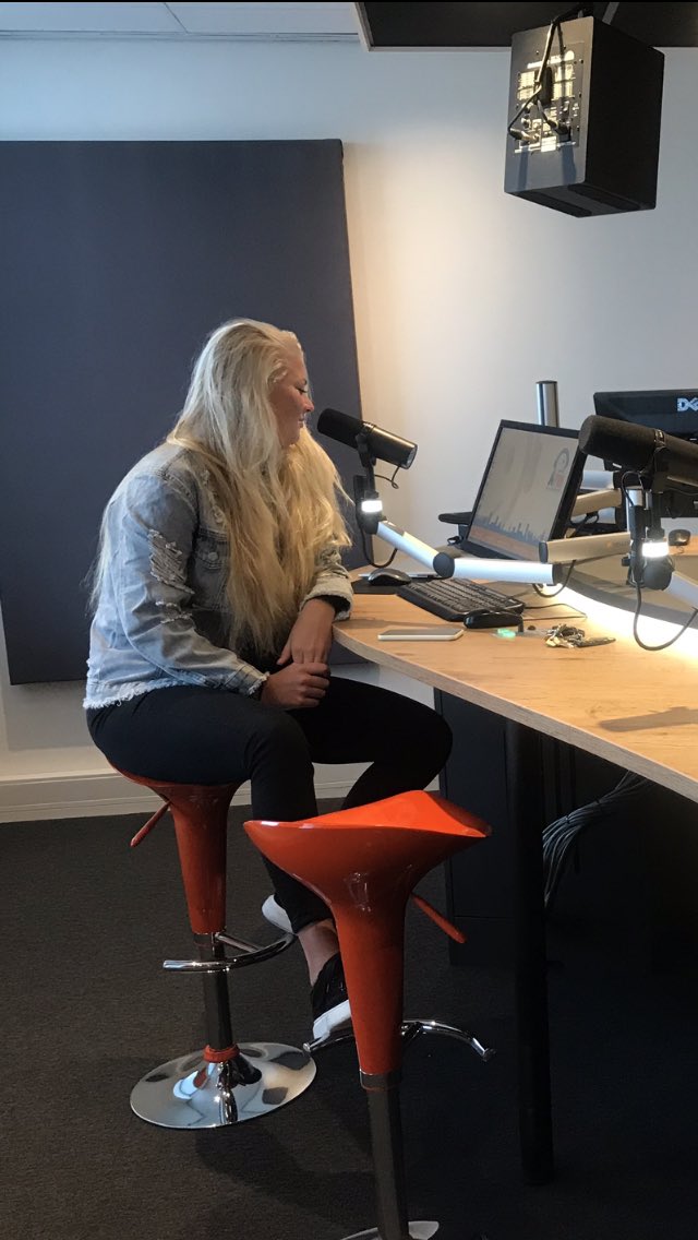 Nu op <a href="/radioAFMnl/">Radio A-FM</a> <a href="/SchoonRaisa/">Raïsa Schoon - Beachvolleyball</a>, alle ins en outs van haar nu al imposante carrière <a href="/Voltena_NL/">Voltena</a> <a href="/nlbeachvolley/">Beachvolleybal</a>