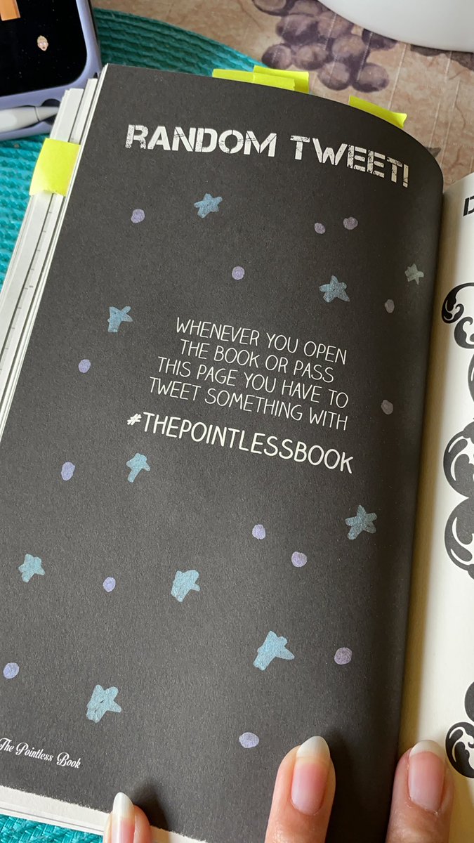 scribblezart's tweet photo. 😅 #thepointlessbook https://t.co/eXAM2LO9ys