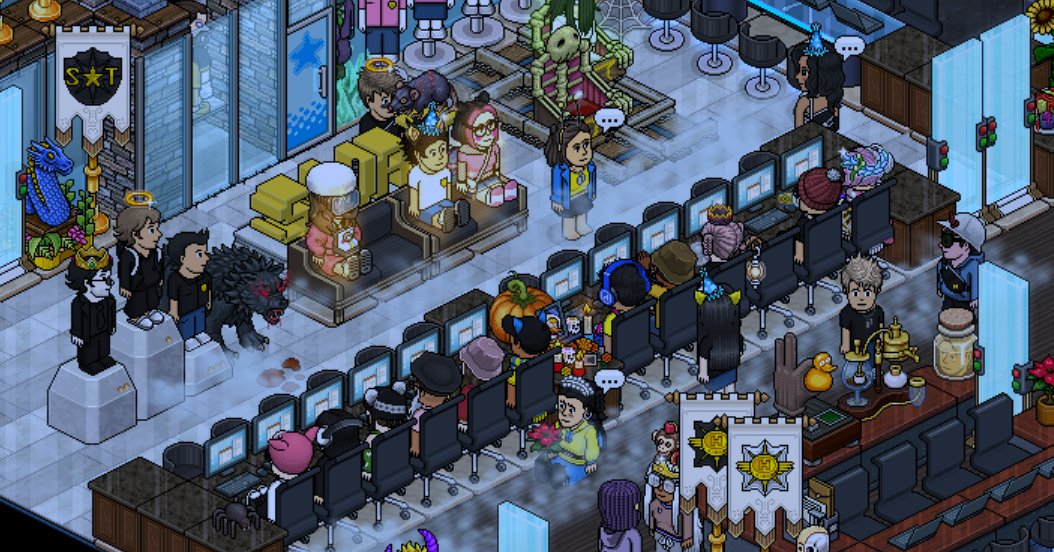 dom_habbo_'s tweet photo. Halloween is just around the corner and we're already excited for the spooky holiday!π @habbo_swat @Habbo #Habbo #HabboSwat https://t.co/II0FxWgiQr