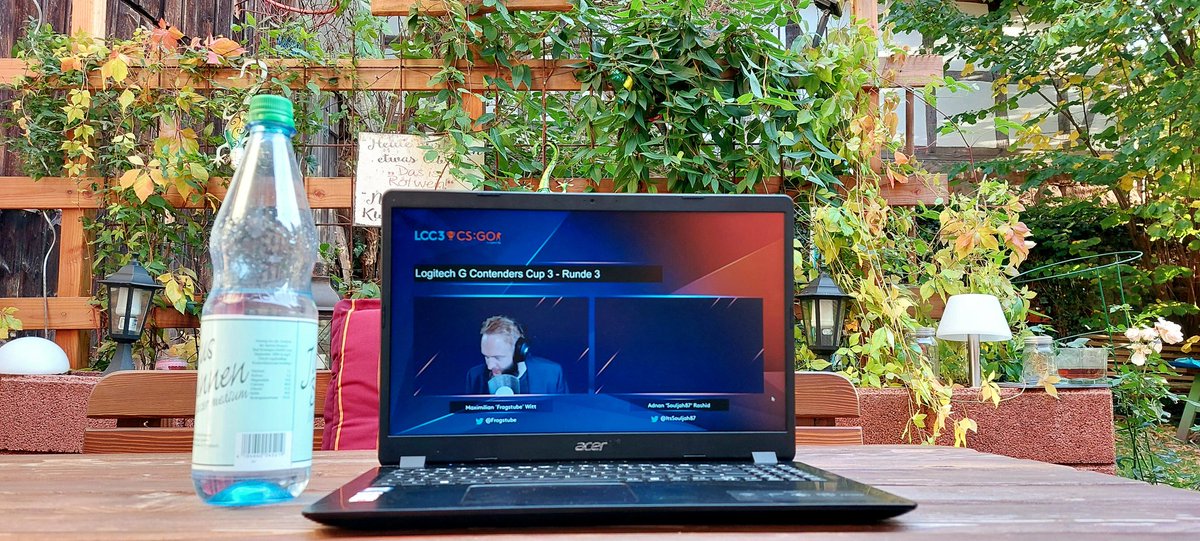 Dosengandalf's tweet photo. Draußen ist immernoch das beste Zimmer. #LCC3 genießen kann man überall 🫂
#CSGO https://t.co/Jkq4NgJT8z