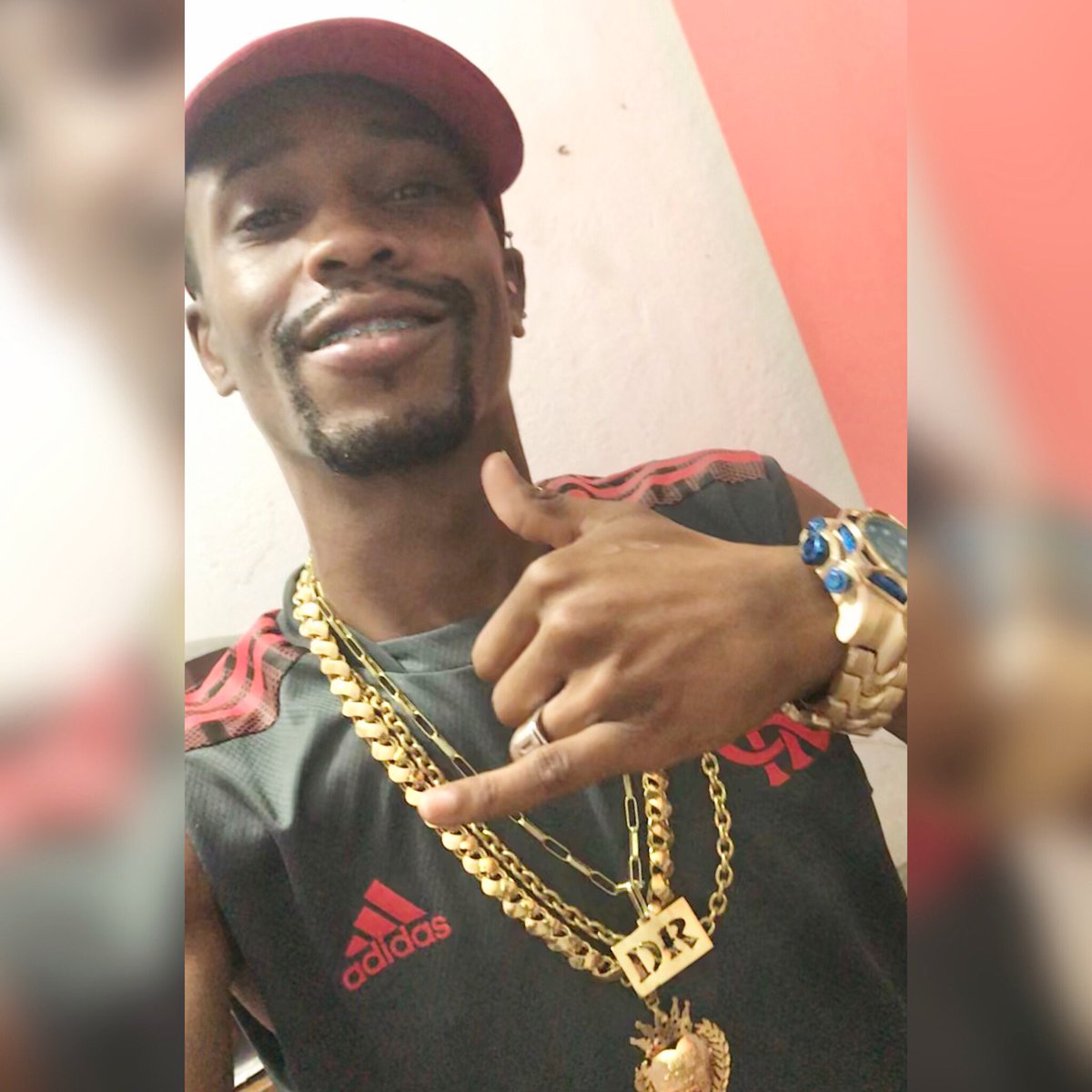 DodozzinRenan's tweet photo. Sigo na minha luta e trabalhando dobrado! 
#Voandoalto #Pra_cima 🚀💪🏾 https://t.co/c1Om9P14LZ
