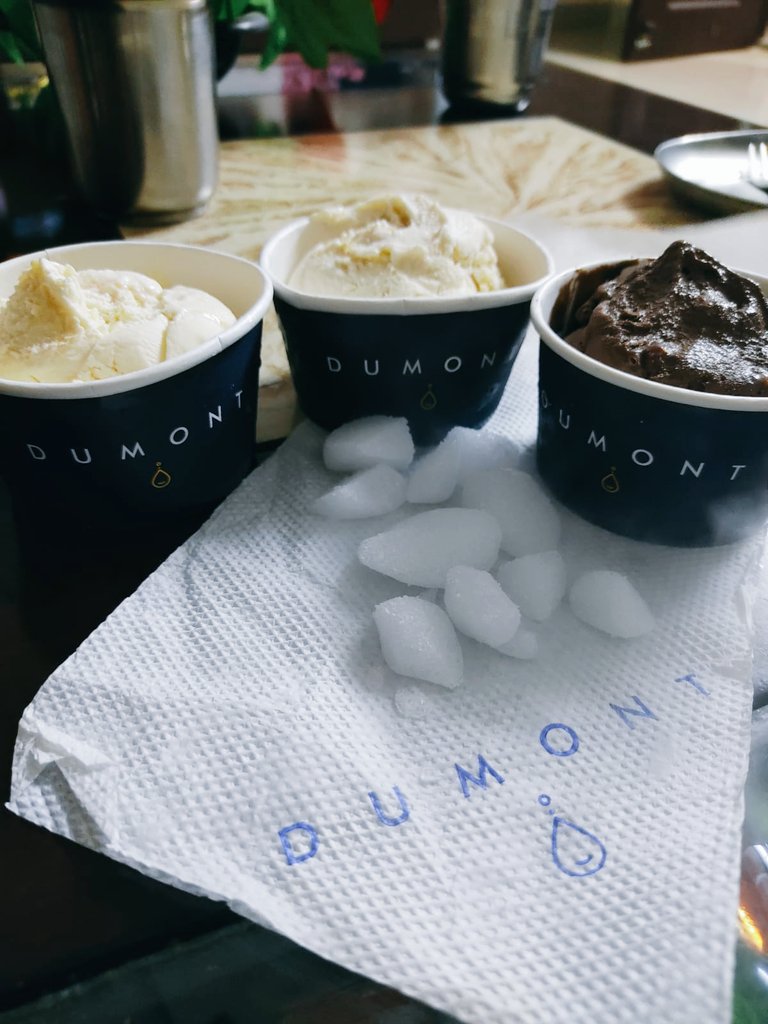 akhildevelops's tweet photo. Get treated with creamy #dumont icecreams from @dbsbank after a day long #hack2hire Hackathon. https://t.co/8XgDN6pFfW