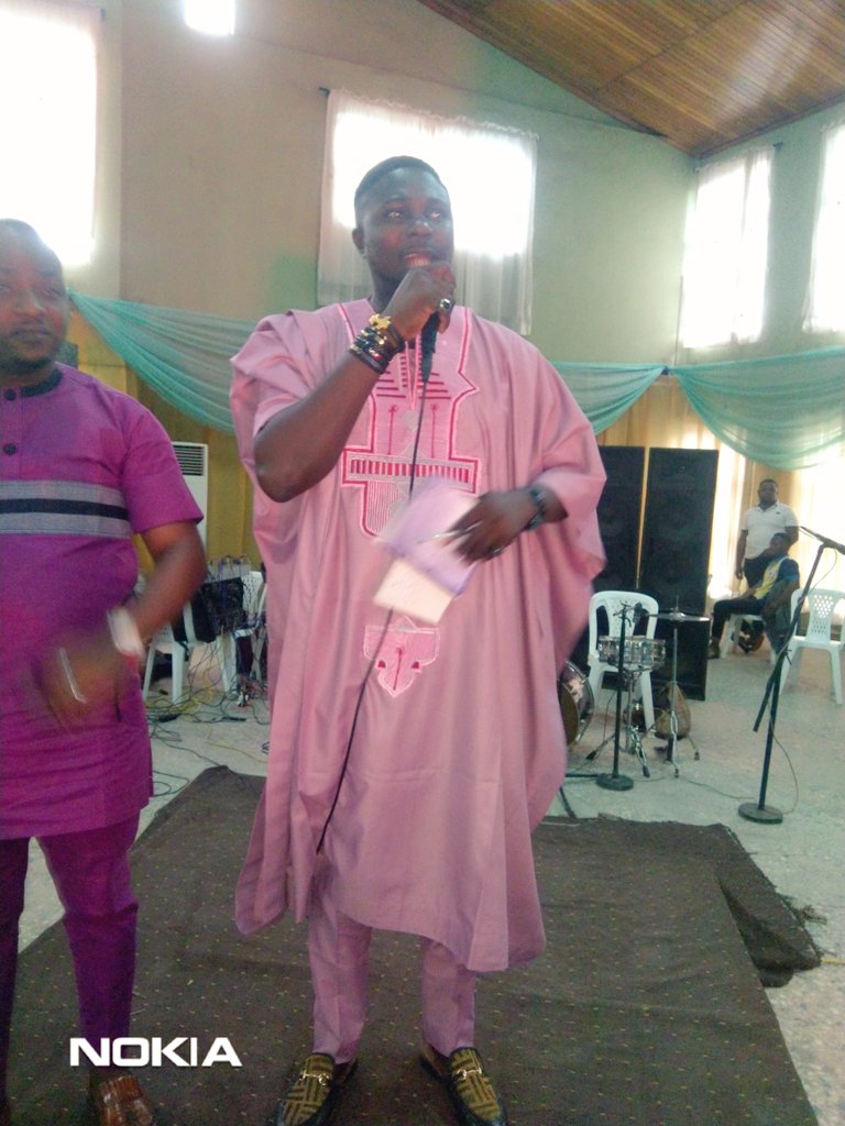 Transferhub21's tweet photo. Still your https://t.co/ugj1EfwFGF Transfer
"My voice,my vibes,my spirit my ginger is all about the mic"
@mayor_of_akure
@AkureHowFar 
@AyodeleOsma 
@officialnath_ 
@9ja_insider 
@Ifeoludavies 
@TheBabaTee 
@mclayor 
@nyfehmy 
@thisissegun 
@adexogbon 
@duobirth https://t.co/BlpernAIf6