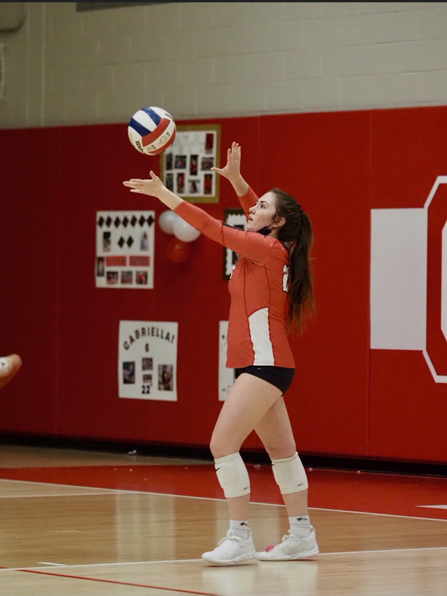 high_glenwood's tweet photo. Congratulations to senior setter Alexa Hamilton who reached 1,000 career assists this past week! Hard work &amp; dedication pays off 💪🏼🏐 https://t.co/8WsEZo3yEK