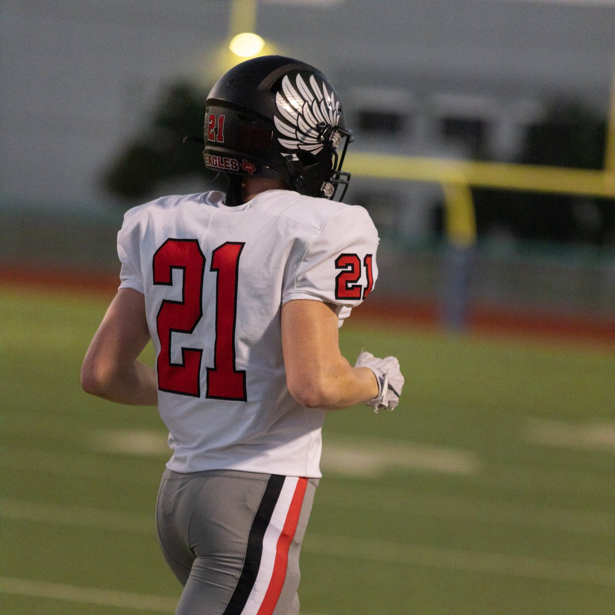 argylegridiron's tweet photo. 🏈WEEK 9 PLAYERS OF THE GAME🏈

OVERALL - #7 Jett Copeland
DEFENSE - #53 Jadon Scarlett
OFFENSE - #21 Peyton Shoemake
SPECIAL TEAMS - #97 Caden Dodson

🦅🦅🦅

#RE I #txhsfb 
@ArgyleISD I @ArgyleSports

Photos: @TheTalonNews https://t.co/TCXkW3DKjK